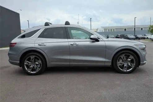 2025 Genesis Electrified GV70 Advanced photo 3