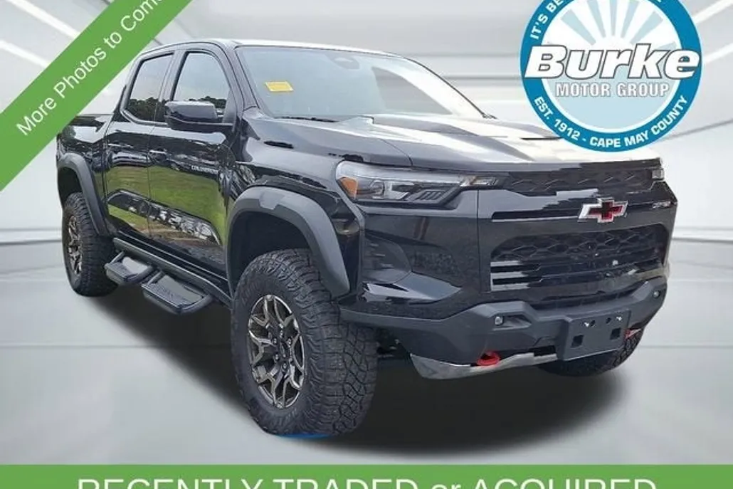 2024 Chevrolet Colorado ZR2 photo 1