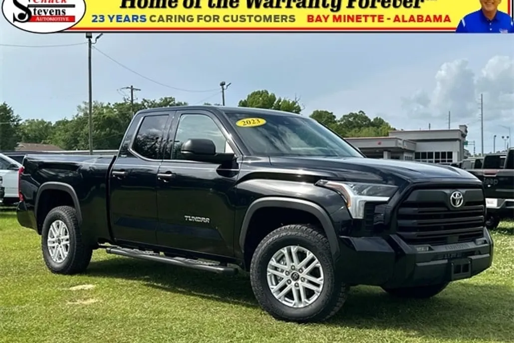2023 Toyota Tundra SR5 photo 1