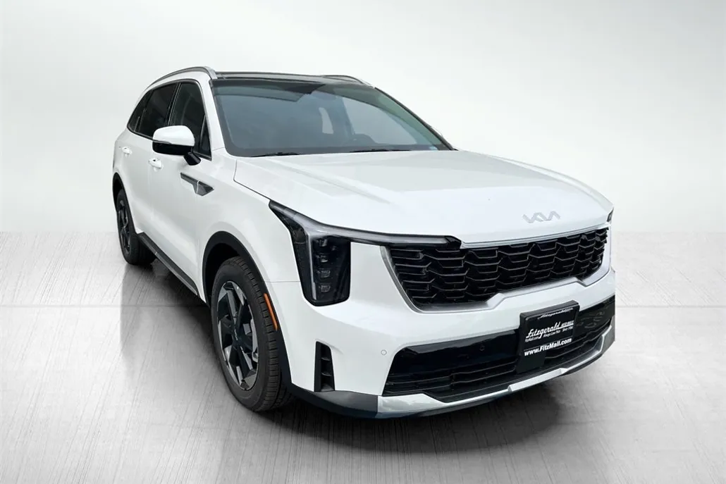 2025 Kia Sorento Plug-In Hybrid EX photo 1