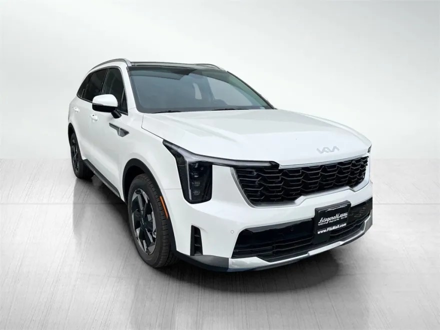 2025 Kia Sorento Plug-In Hybrid EX photo 1