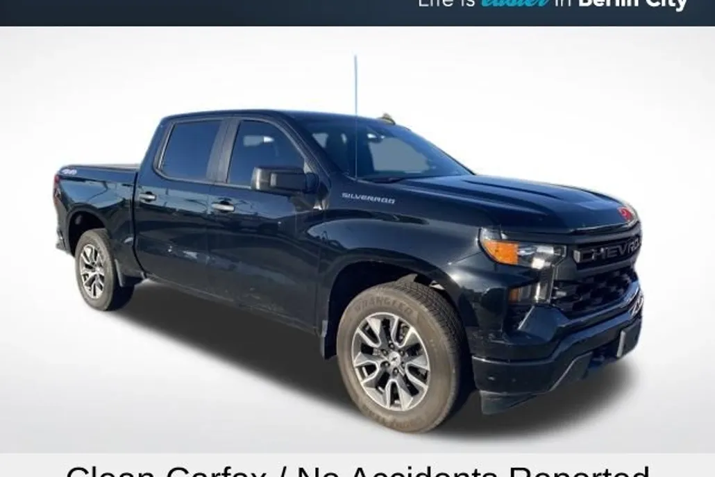 2022 Chevrolet Silverado 1500 Custom photo 1