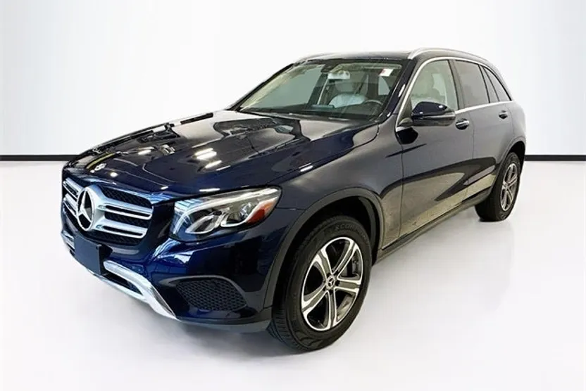 2019 Mercedes Benz GLC 300 photo 1