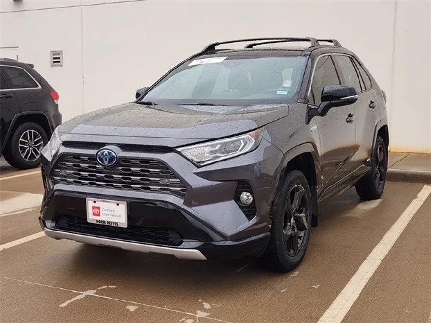 2021 Toyota RAV4 Hybrid XSE photo 1