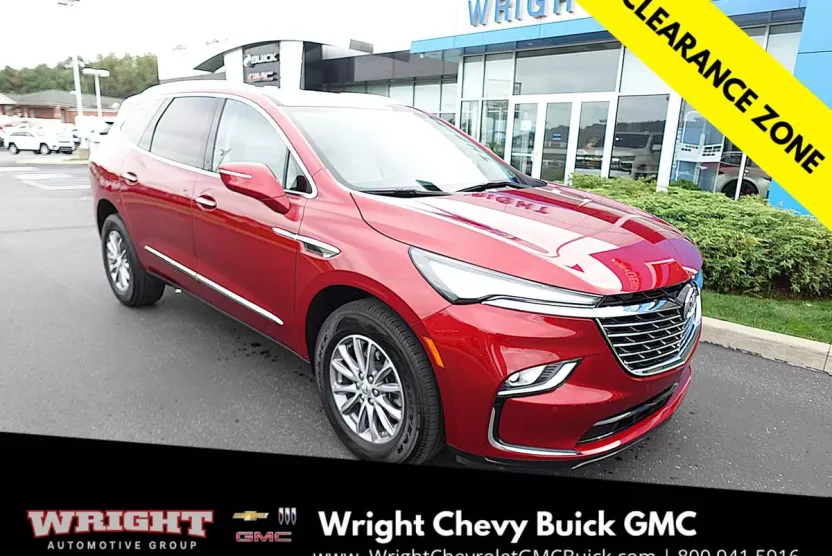 2023 Buick Enclave Essence photo 1