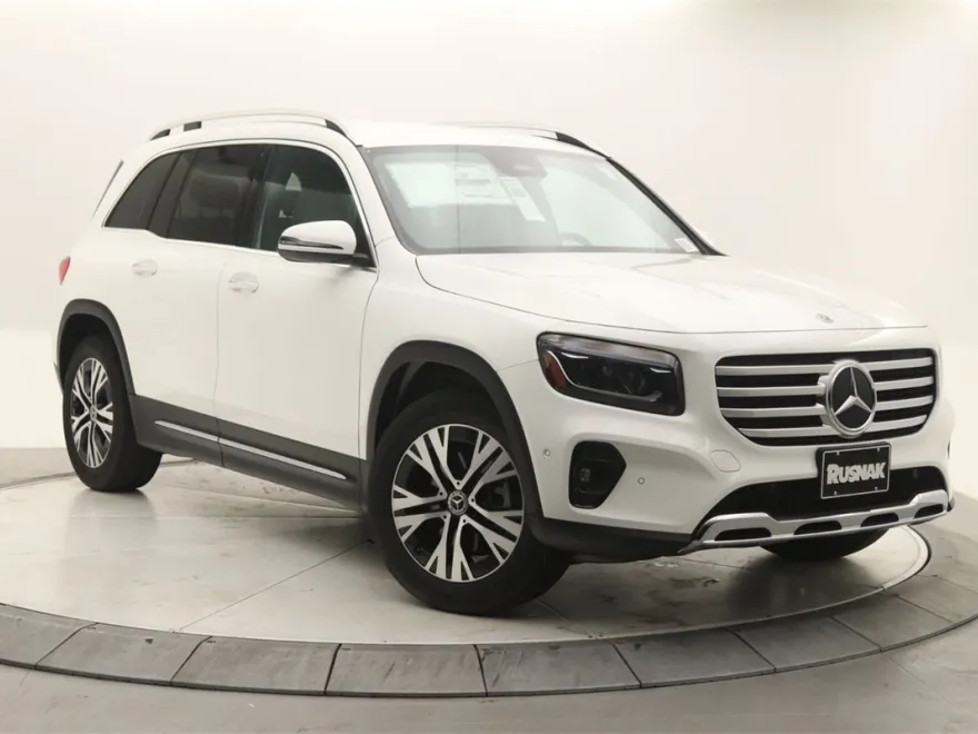 2026 Mercedes Benz GLB 250 photo 1