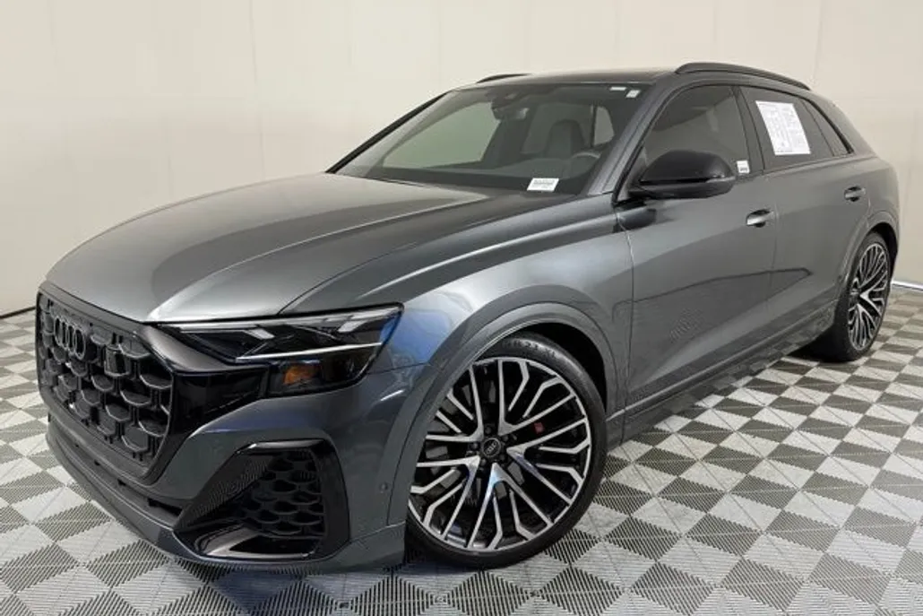 2024 Audi SQ8 Premium Plus photo 1