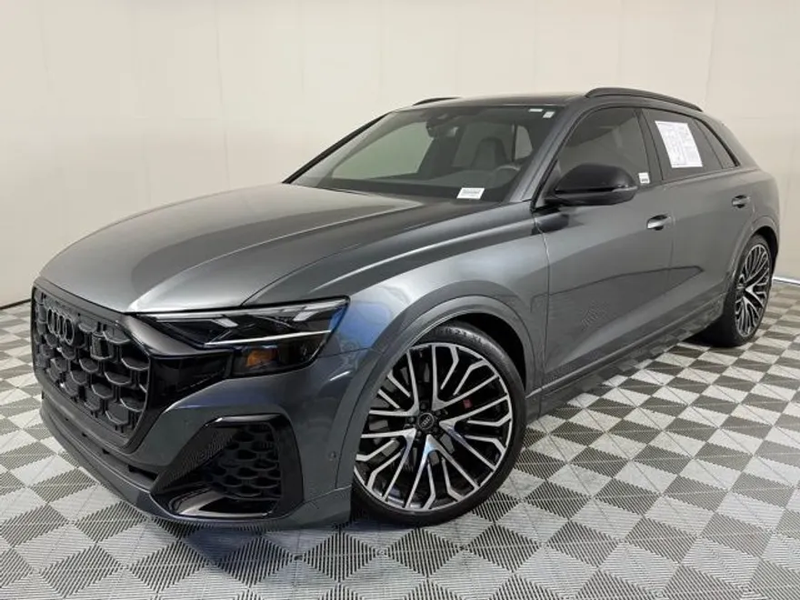 2024 Audi SQ8 Premium Plus photo 1