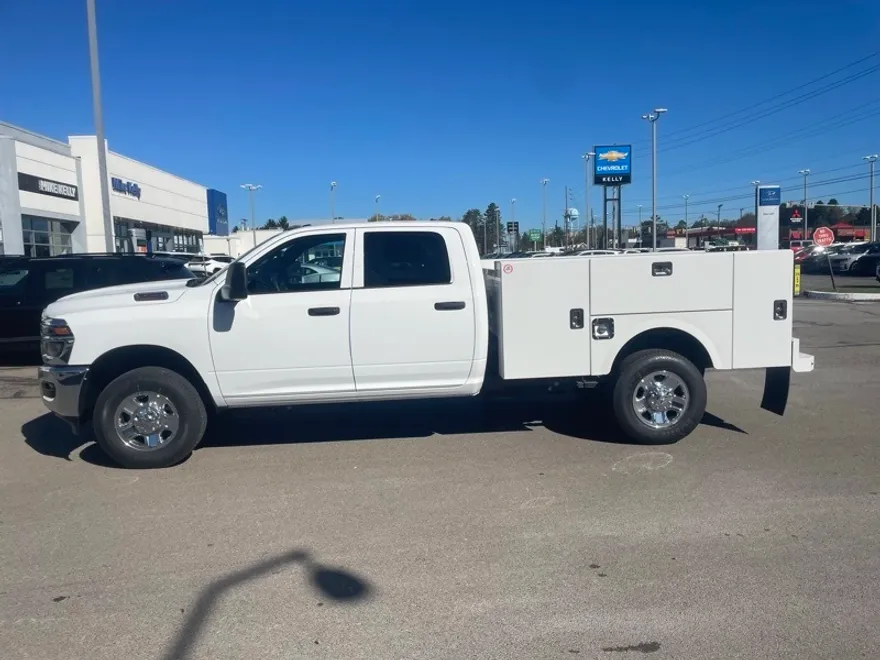 2026 Ram 3500 Tradesman photo 1