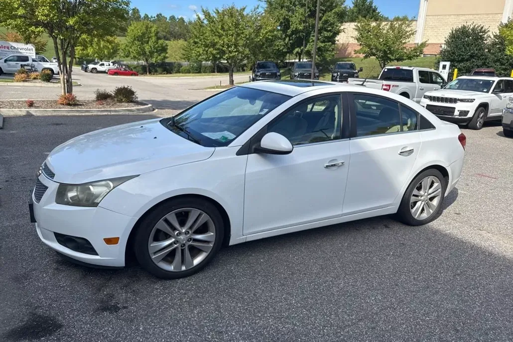 2012 Chevrolet Cruze LTZ photo 1