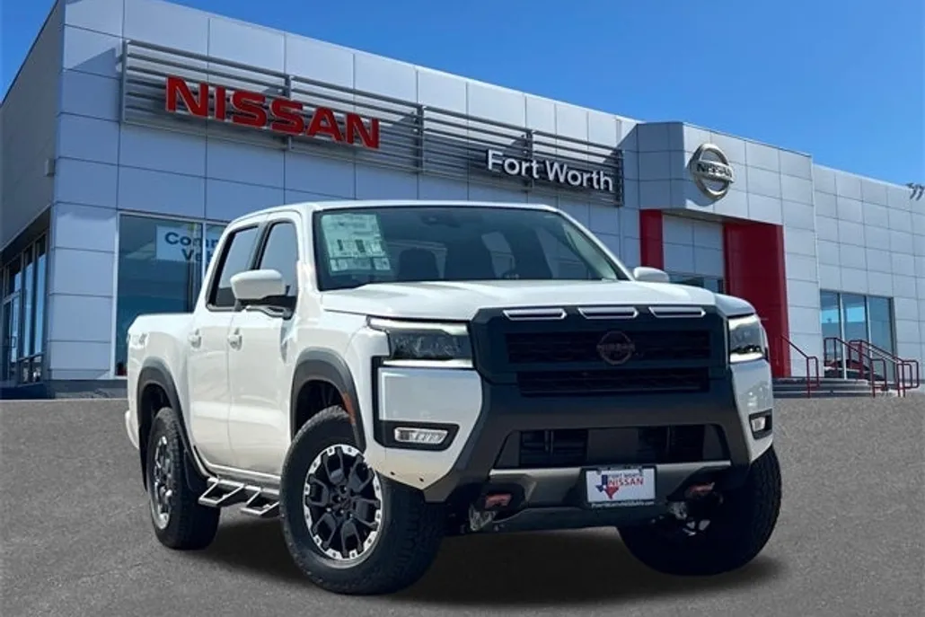 2026 Nissan Frontier PRO-4X photo 1