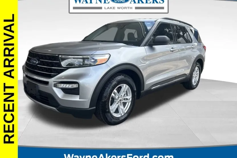 2020 Ford Explorer XLT photo 1