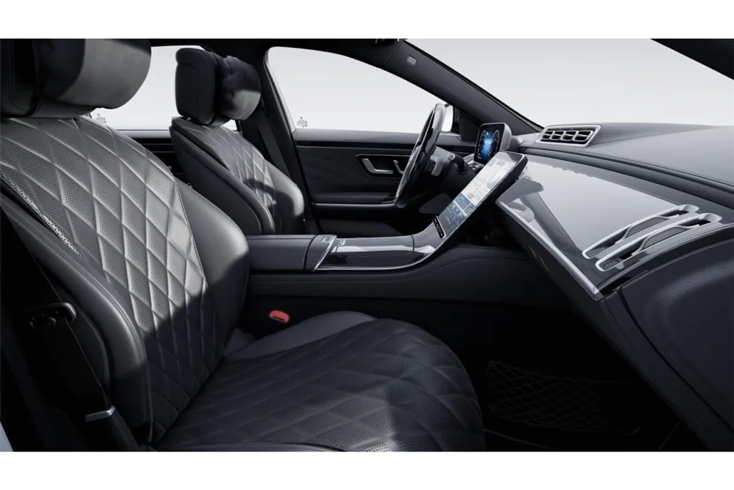 2025 Mercedes Benz S 580 4MATIC photo 1