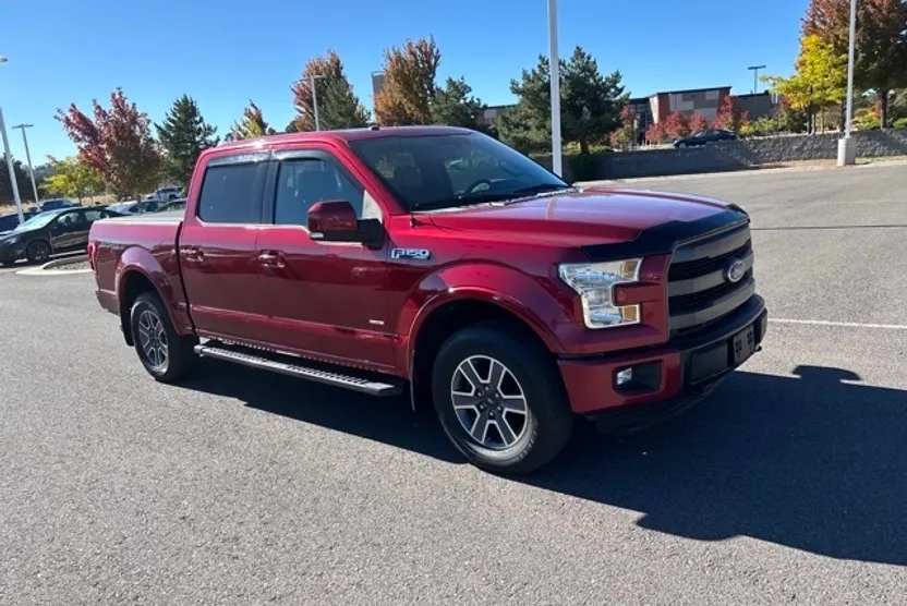 2015 Ford F-150 Lariat photo 1