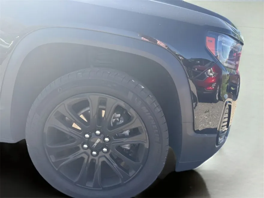 2023 Gmc Acadia SLE photo 1
