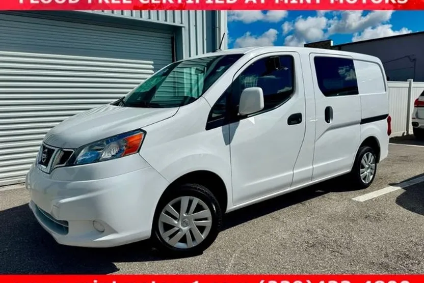 2020 Nissan NV200 photo 1