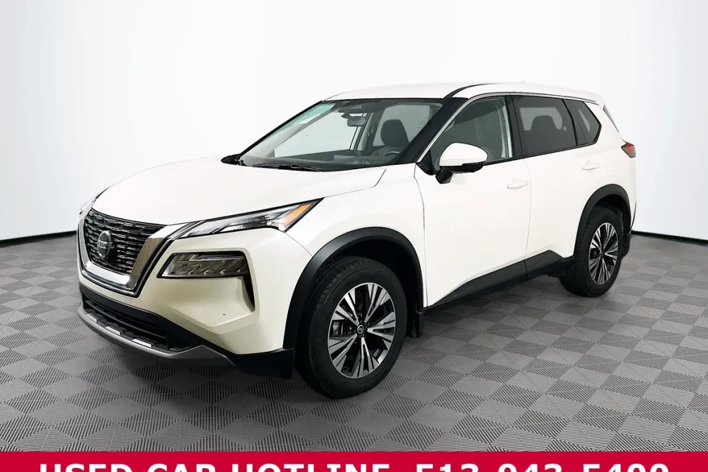 2021 Nissan Rogue SV photo 1
