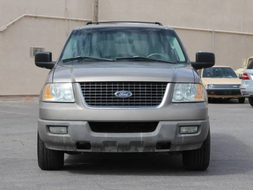 2003 Ford Expedition XLT photo 1