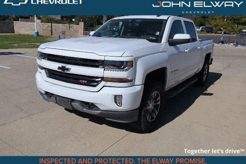 2017 Chevrolet Silverado 1500 LT photo 1