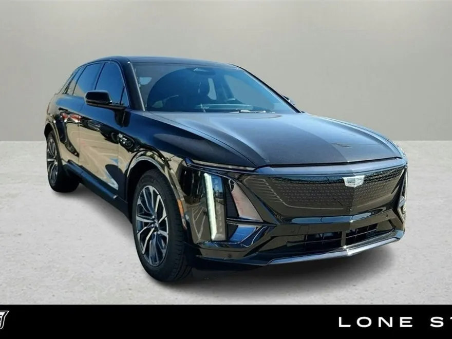 2025 Cadillac Lyriq Sport photo 1
