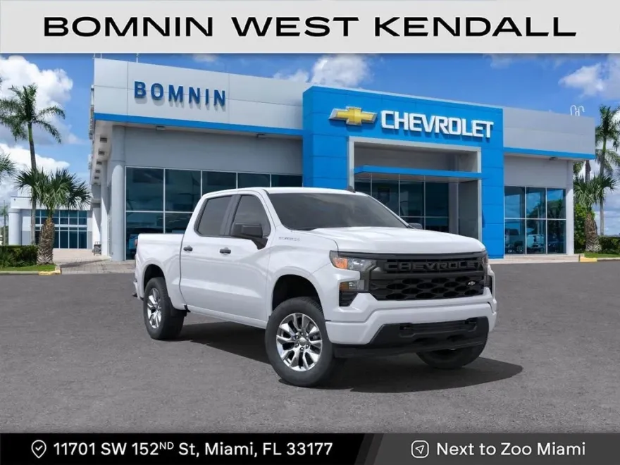 2025 Chevrolet Silverado 1500 Custom photo 1