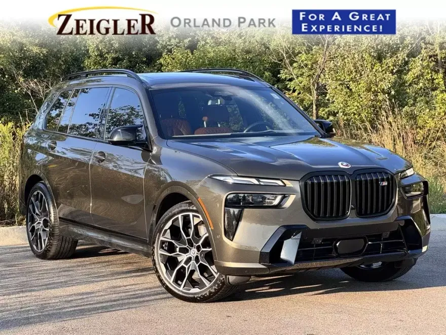 2023 Bmw X7 M60i photo 1
