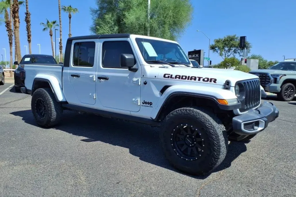 2021 Jeep Gladiator Sport S photo 1