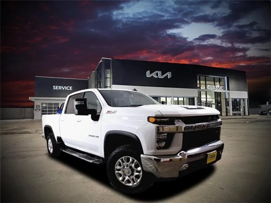 2023 Chevrolet Silverado 2500HD LT photo 1