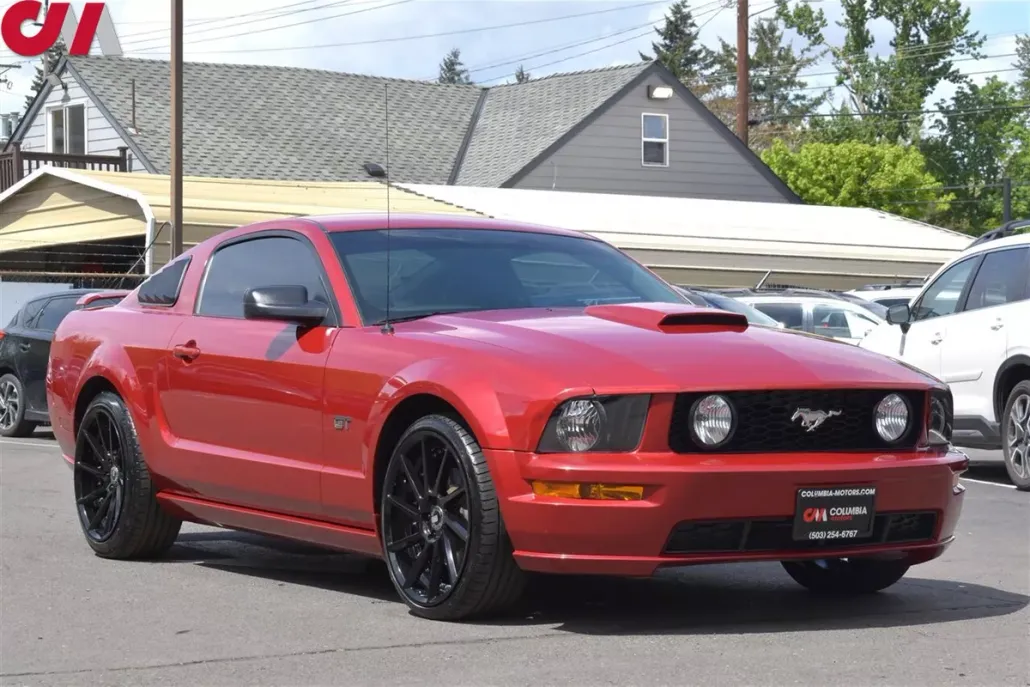 2008 Ford Mustang GT Deluxe photo 1