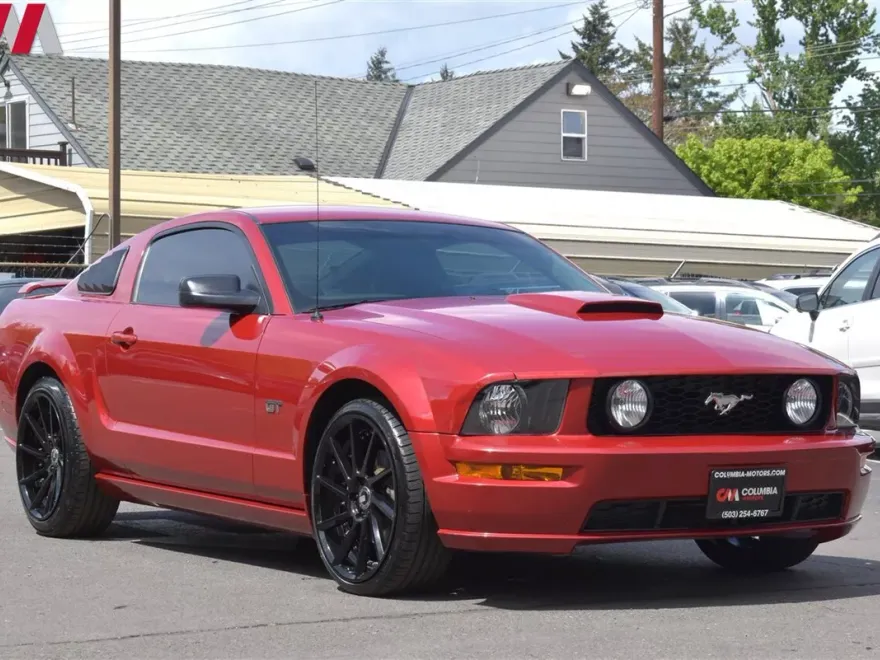 2008 Ford Mustang GT Deluxe photo 1