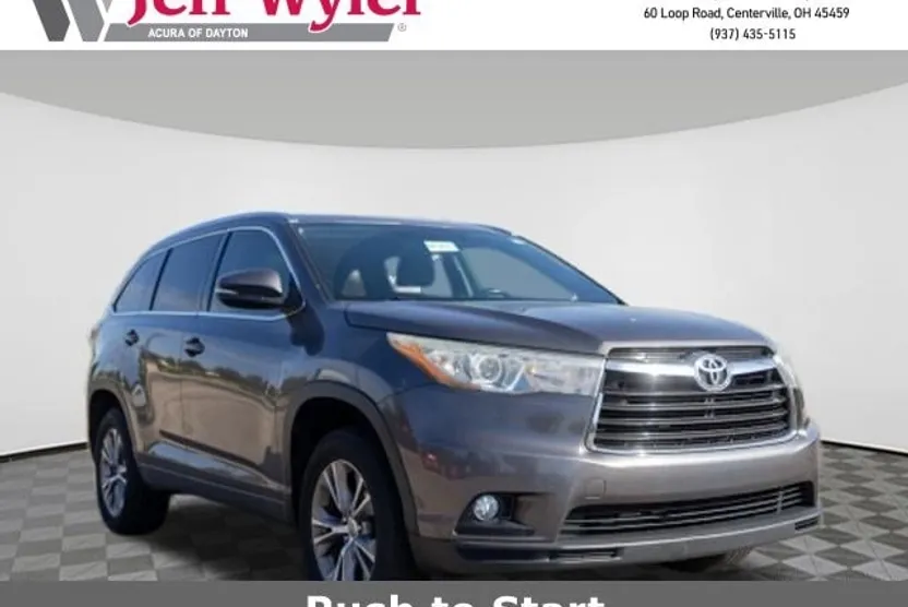 2015 Toyota Highlander XLE photo 1