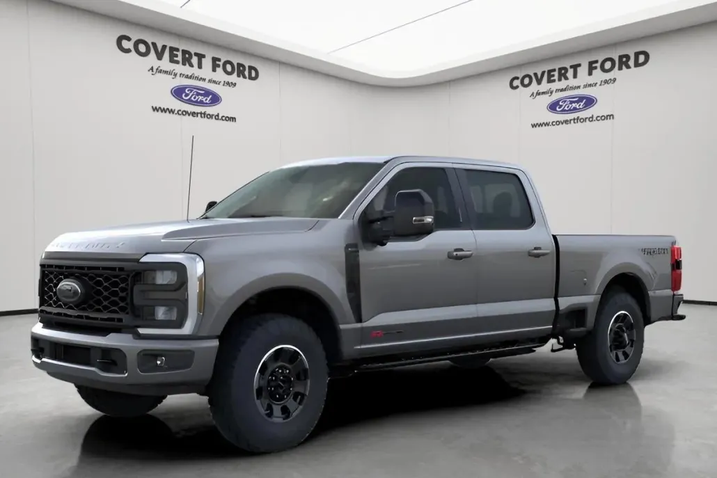 2025 Ford F-250 photo 1