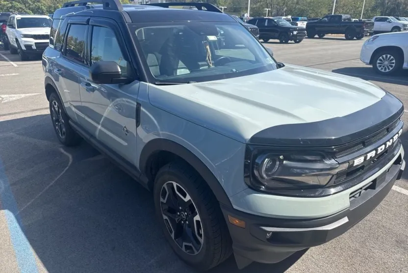 2023 Ford Bronco Sport Outer Banks photo 1