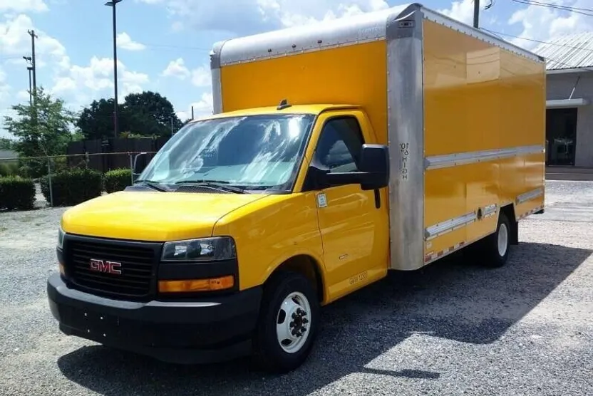 2021 Gmc Savana 3500 Cutaway photo 1