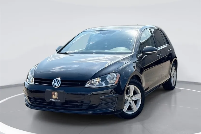 2017 Volkswagen Golf Wolfsburg Edition SEL photo 1