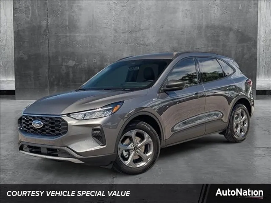2025 Ford Escape ST-Line photo 1
