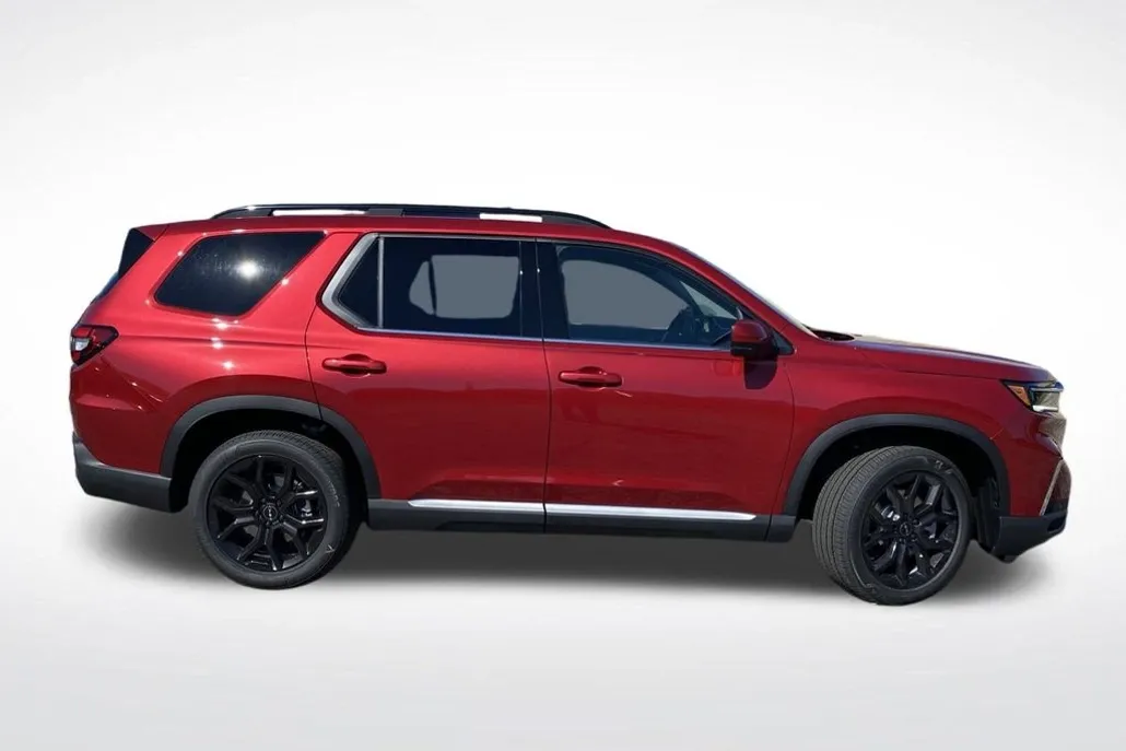 2025 Honda Pilot Touring photo 1