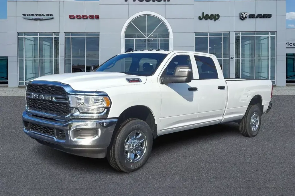 2024 Ram 2500 Tradesman photo 1
