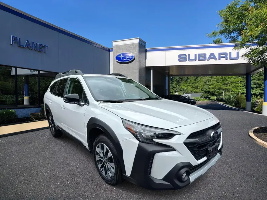 2024 Subaru Outback Limited photo 1