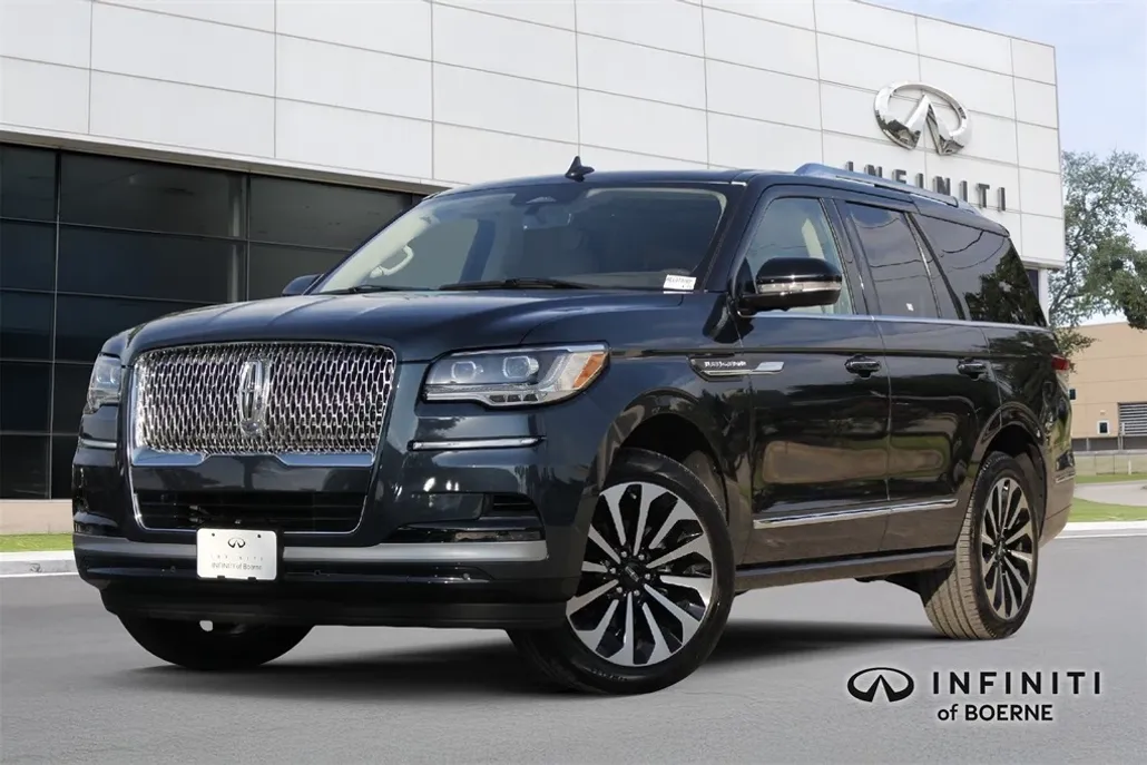 2024 Lincoln Navigator Reserve photo 1