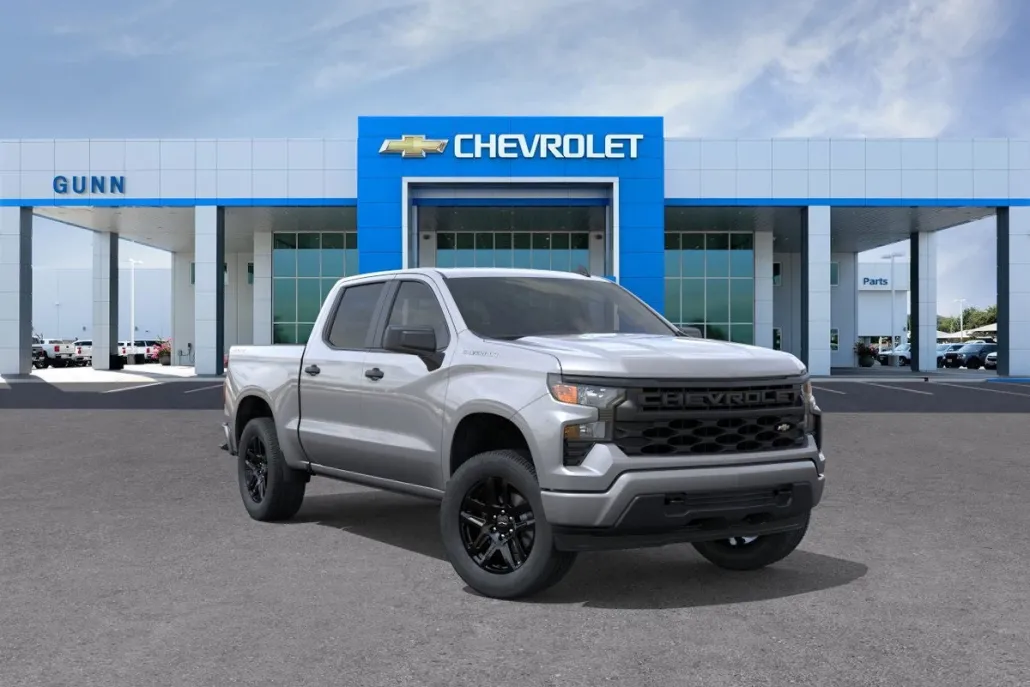 2026 Chevrolet Silverado 1500 Custom photo 1