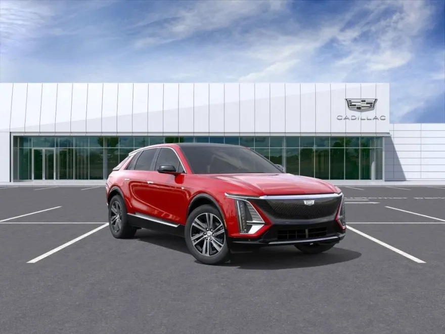 2025 Cadillac Lyriq Luxury photo 1