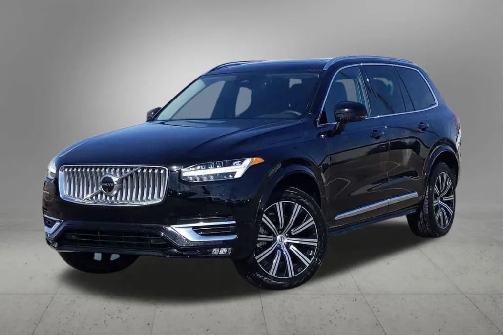2025 Volvo XC90 Plus AWD photo 1