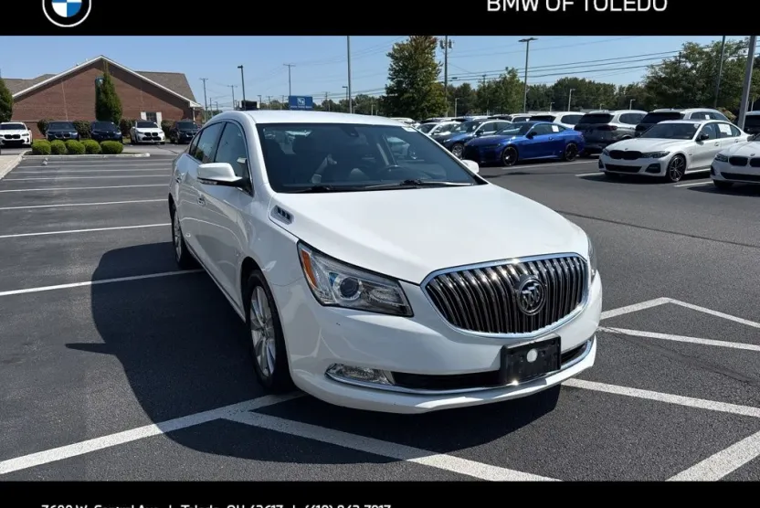 2015 Buick LaCrosse Leather photo 1