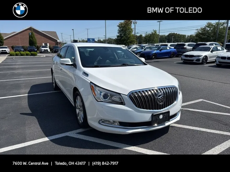 2015 Buick LaCrosse Leather photo 1