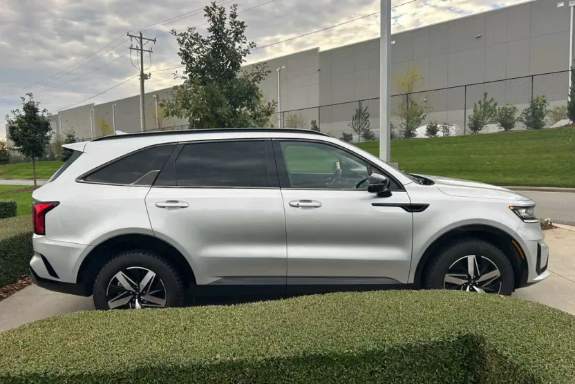 2021 Kia Sorento EX photo 1