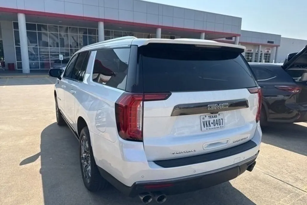 2024 Gmc Yukon XL Denali Ultimate photo 1