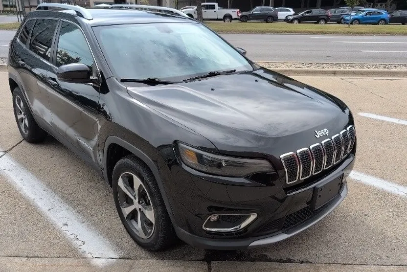 2019 Jeep Cherokee Limited photo 1
