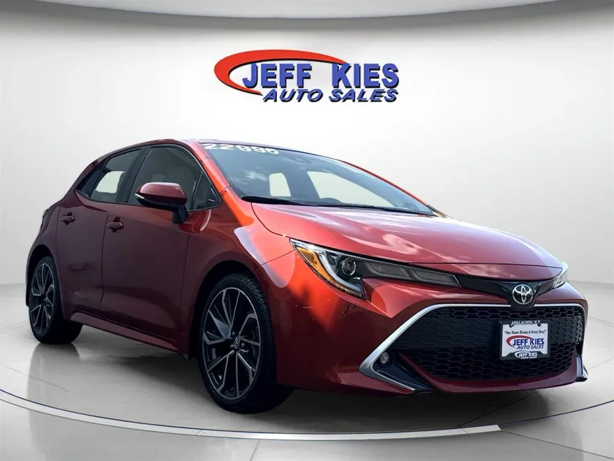 2019 Toyota Corolla SE photo 1