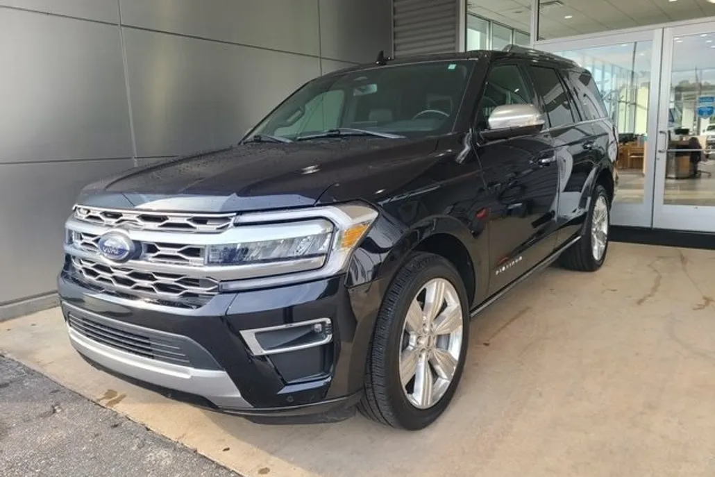 2023 Ford Expedition Platinum photo 1